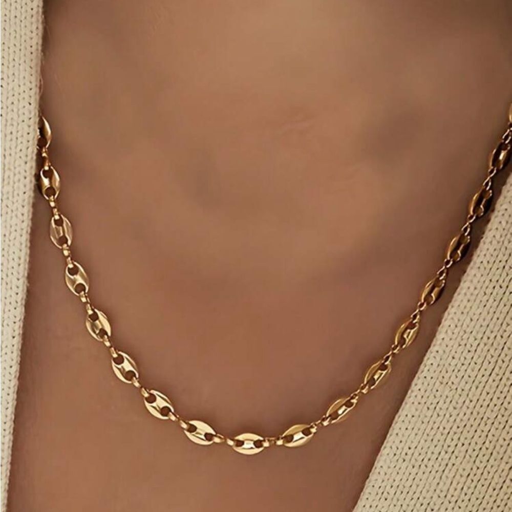 Elegant GoldβChain NecklaceβM534